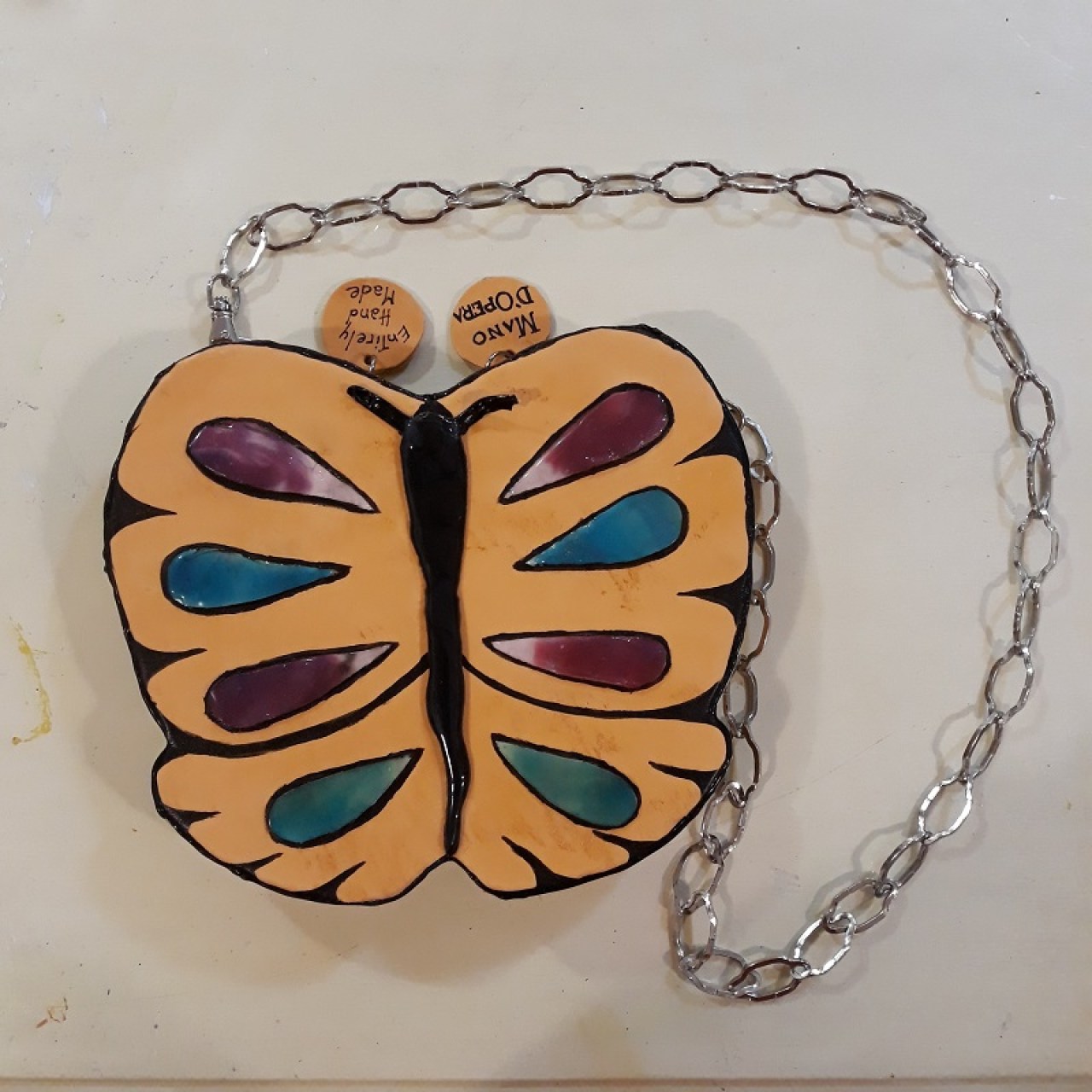 pursebutorangefronte